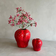 Afbeelding in Gallery-weergave laden, Vase strawberry L
