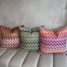 Afbeelding in Gallery-weergave laden, Cushion zigzag green
